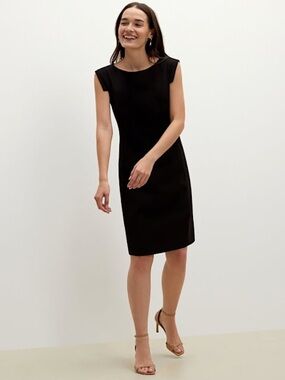 MM LaFluer Sarah Crepe Shift Dress Black